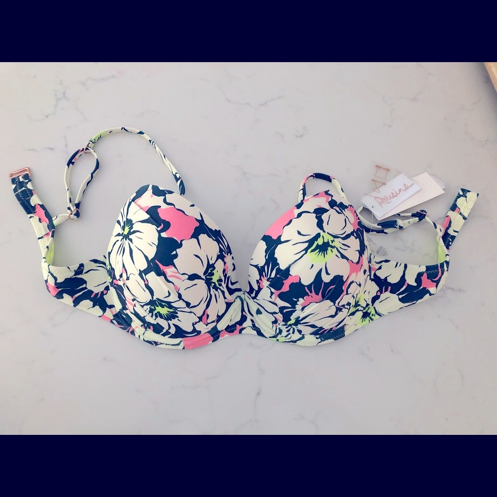 New with tag bikini top